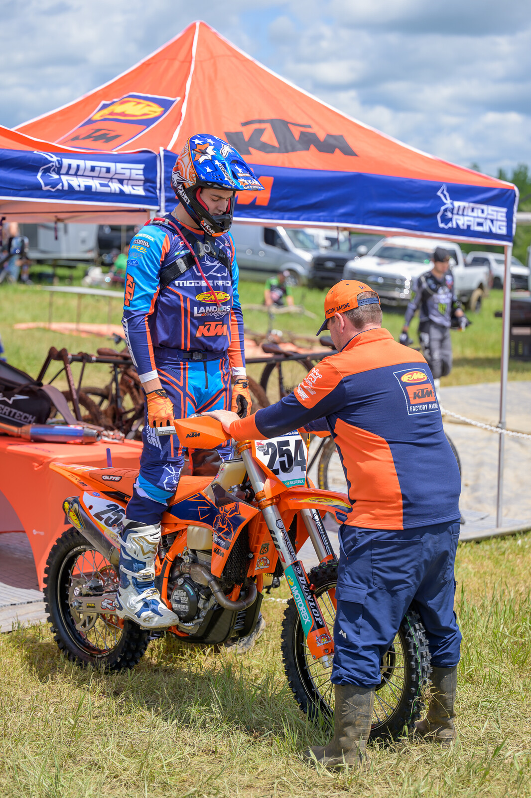 PowerlineParkSUN-210