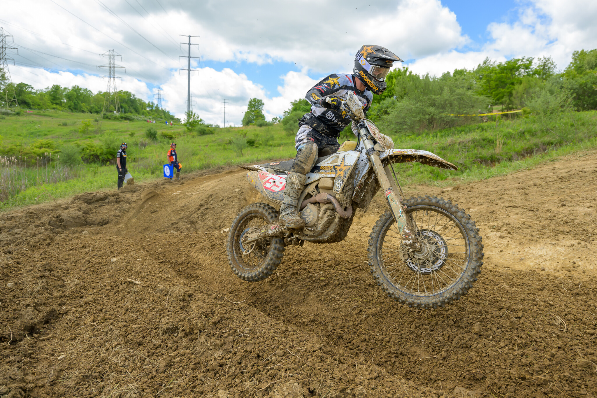 PowerlineParkSUN-409