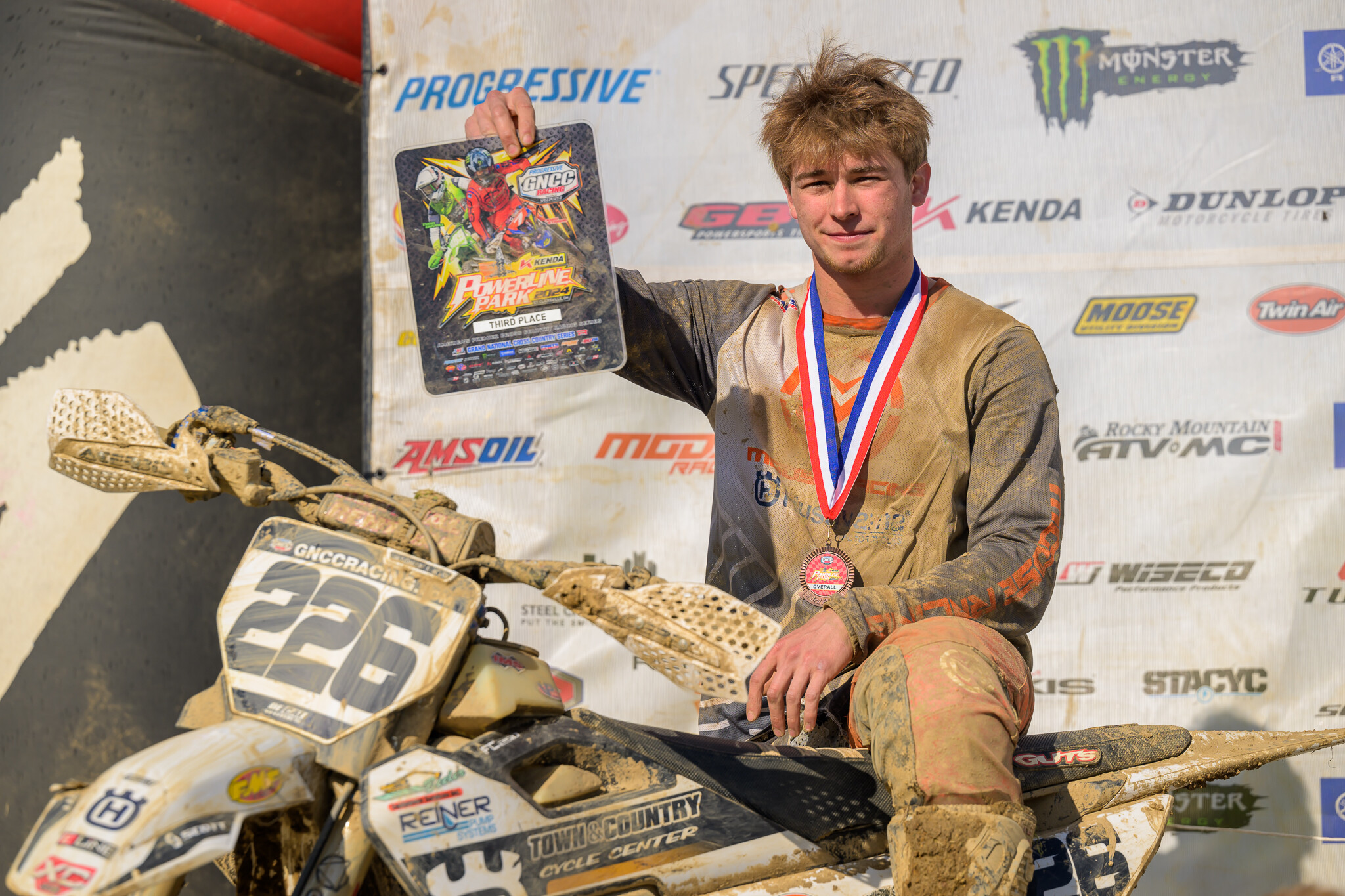 PowerlineParkSUN-511