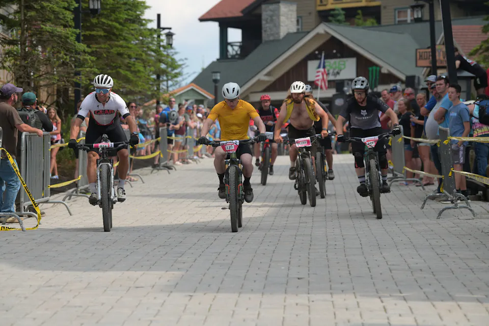 Photo Gallery: Snowshoe eMTBs