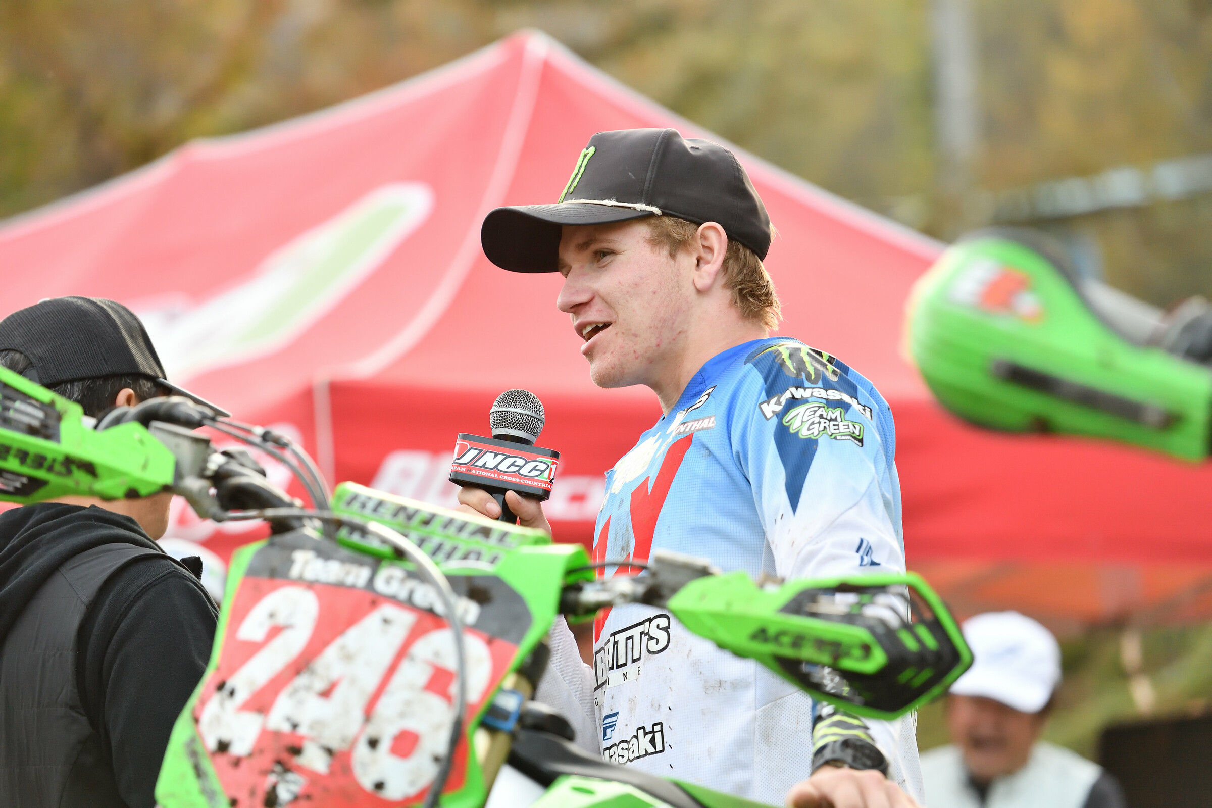 Nick DeFeo ended the day 1st in AA2 and 3rd overall.