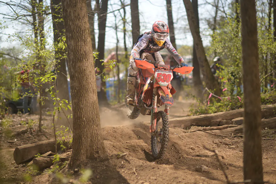 BEN KELLEY MAKES IT TWO IN A ROW WITH THE OLD GRAY GNCC VICTORY