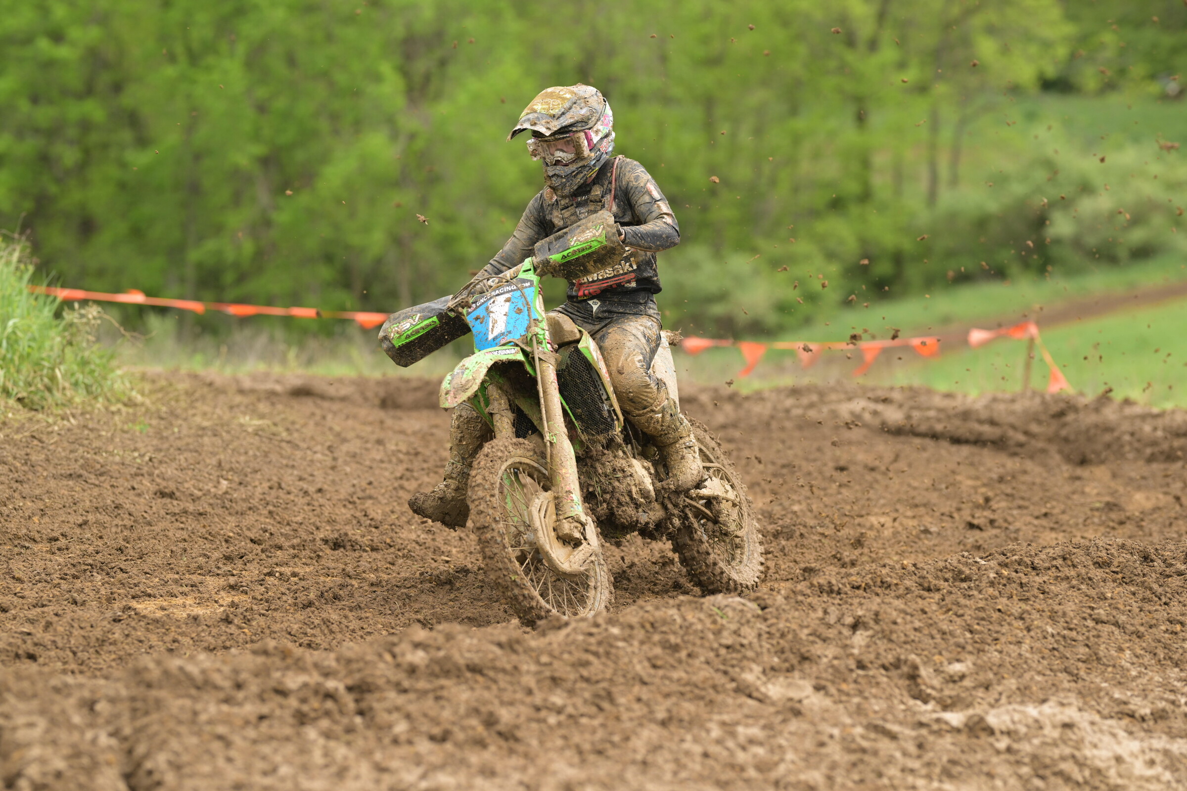 Rachael Archer (Rocky Mountain Red Bear Kawasaki Team Green) came away with the WXC and overall morning race win at the Kenda Tires Powerline Park GNCC.