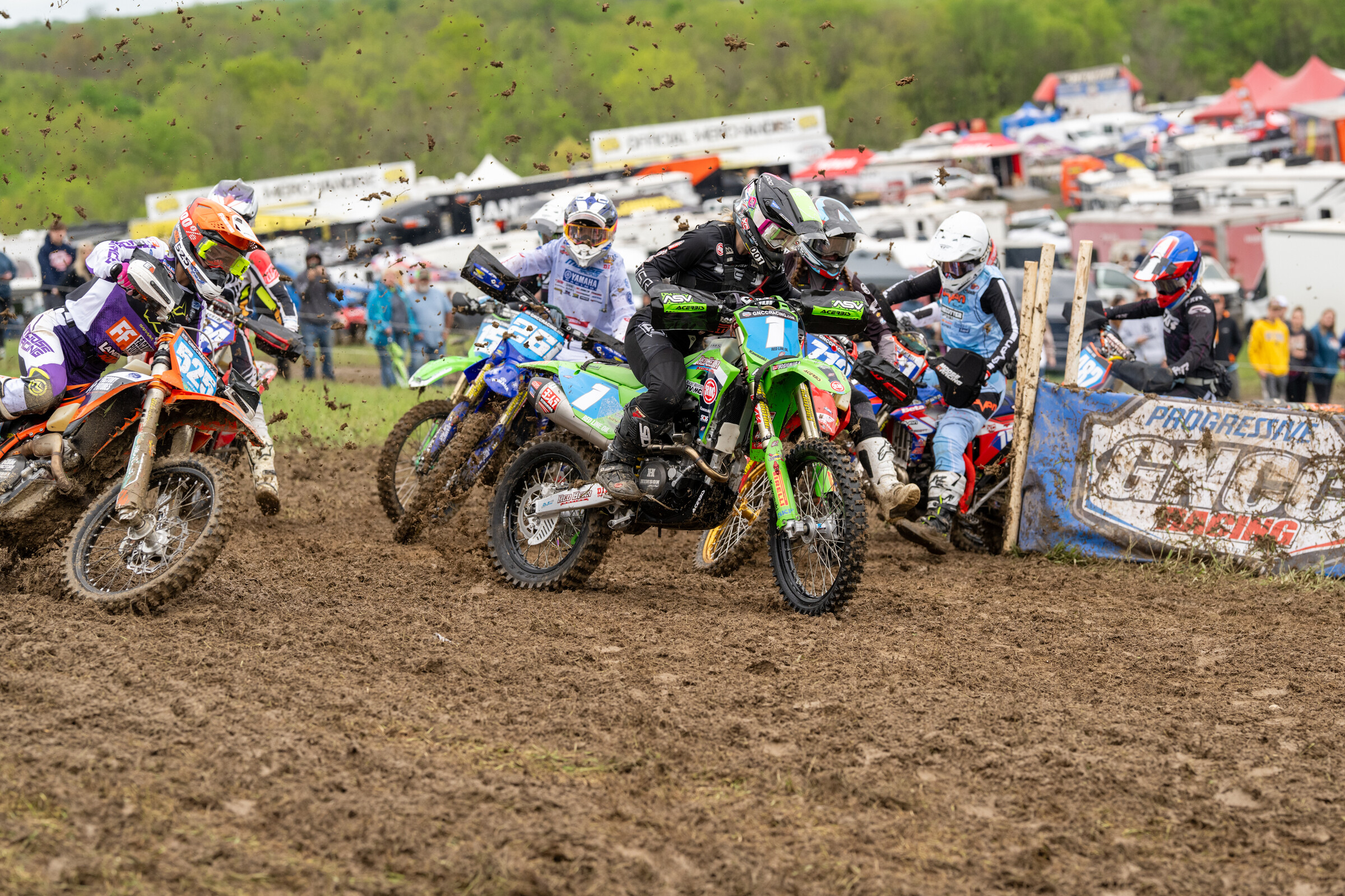 Archer earned the WXC Holeshot and would lead the entire race.