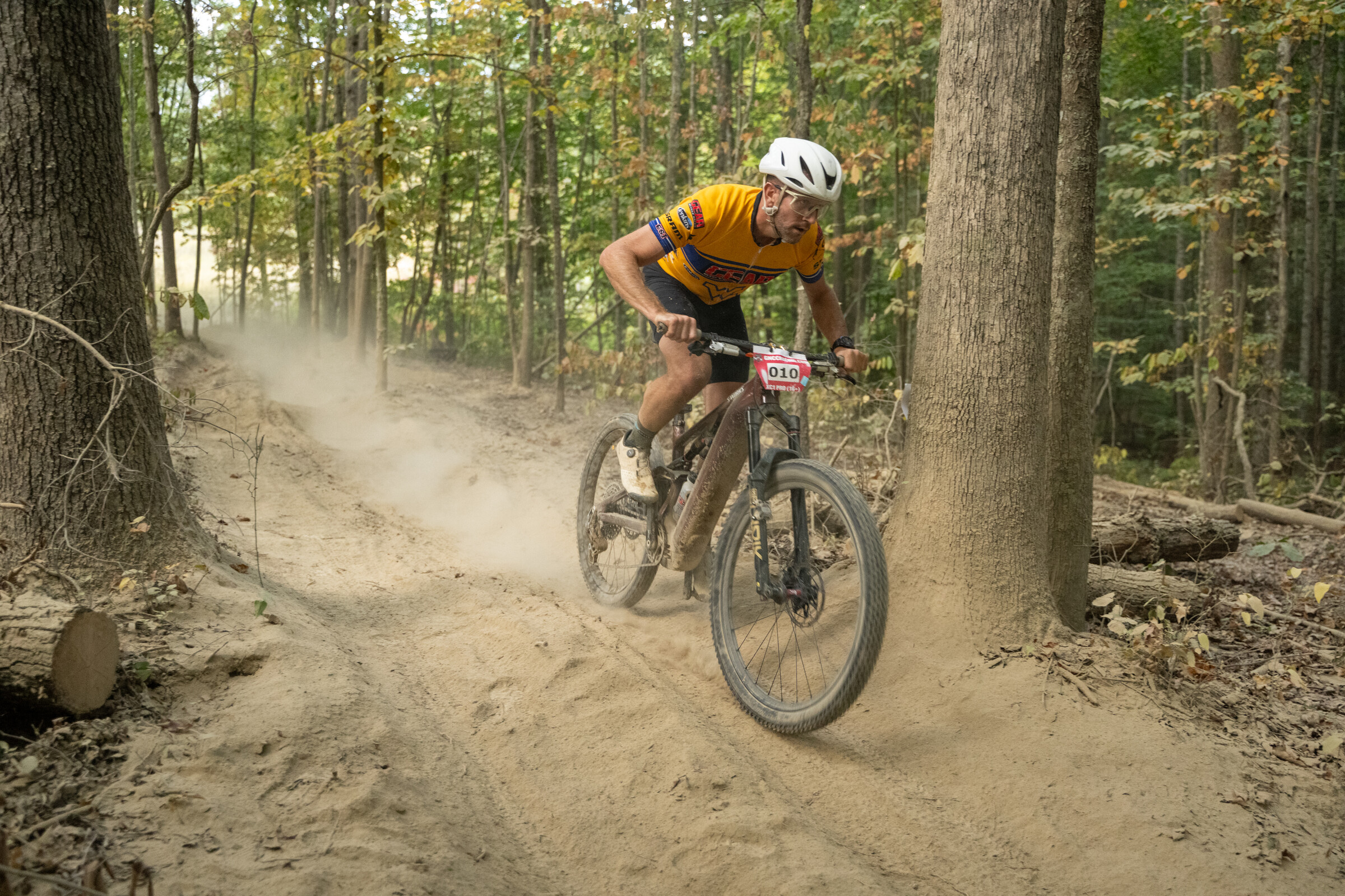 Garrett Stout earned the Specialized eMTB Overall Win on Saturday.