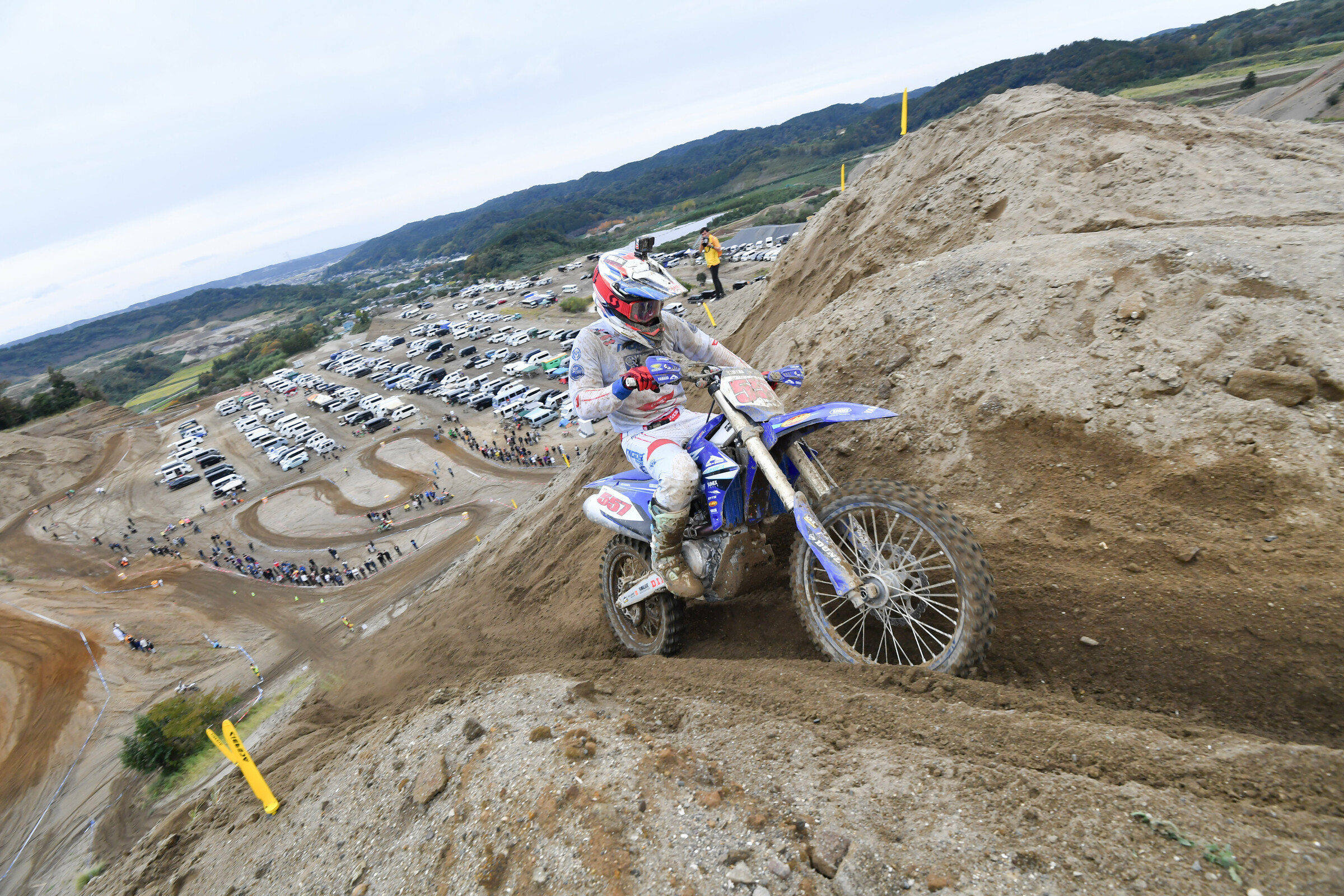 KR making quick work of the big sand hill.