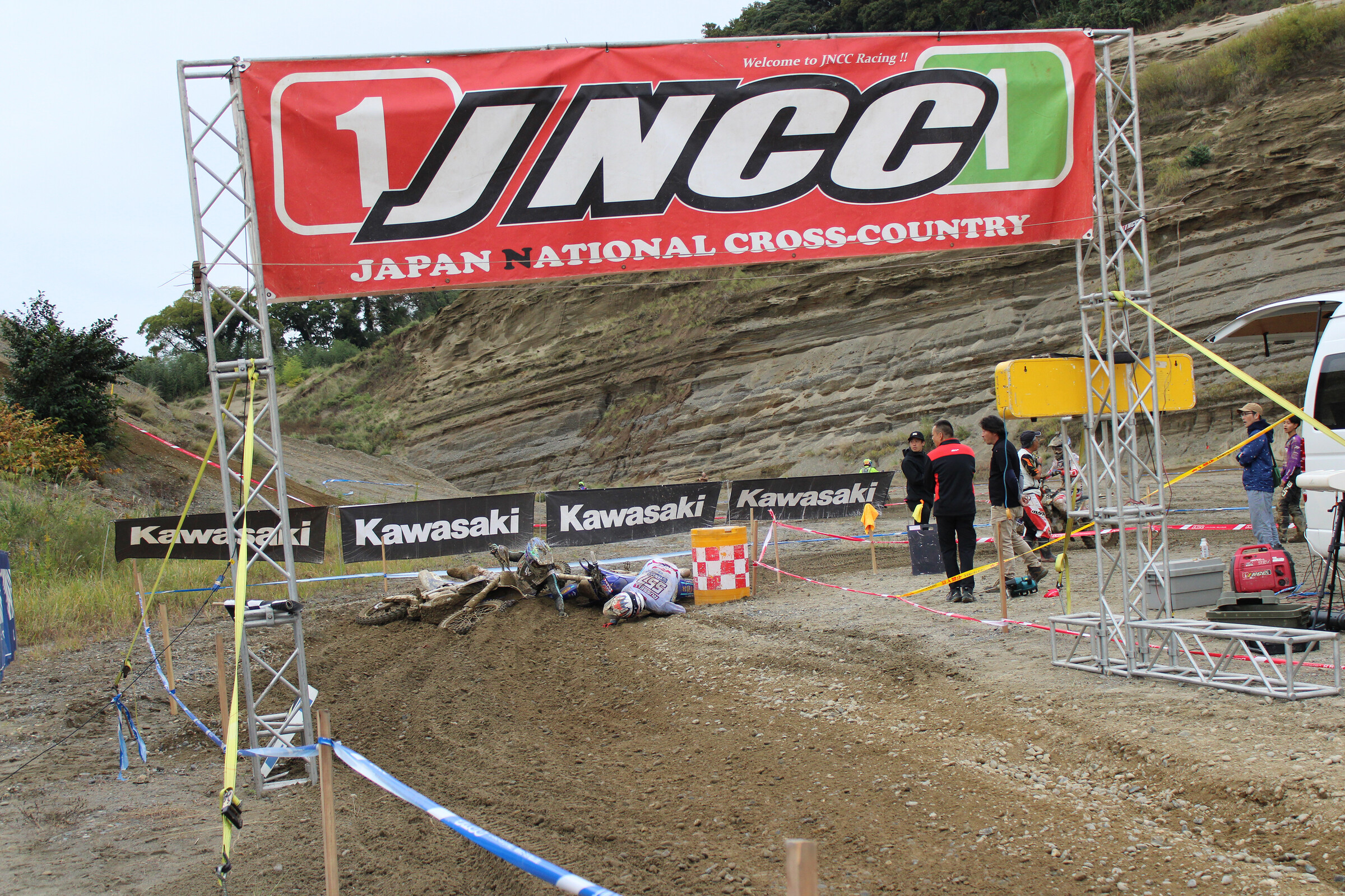 KR and our friend Kazushiro accidentally came together!