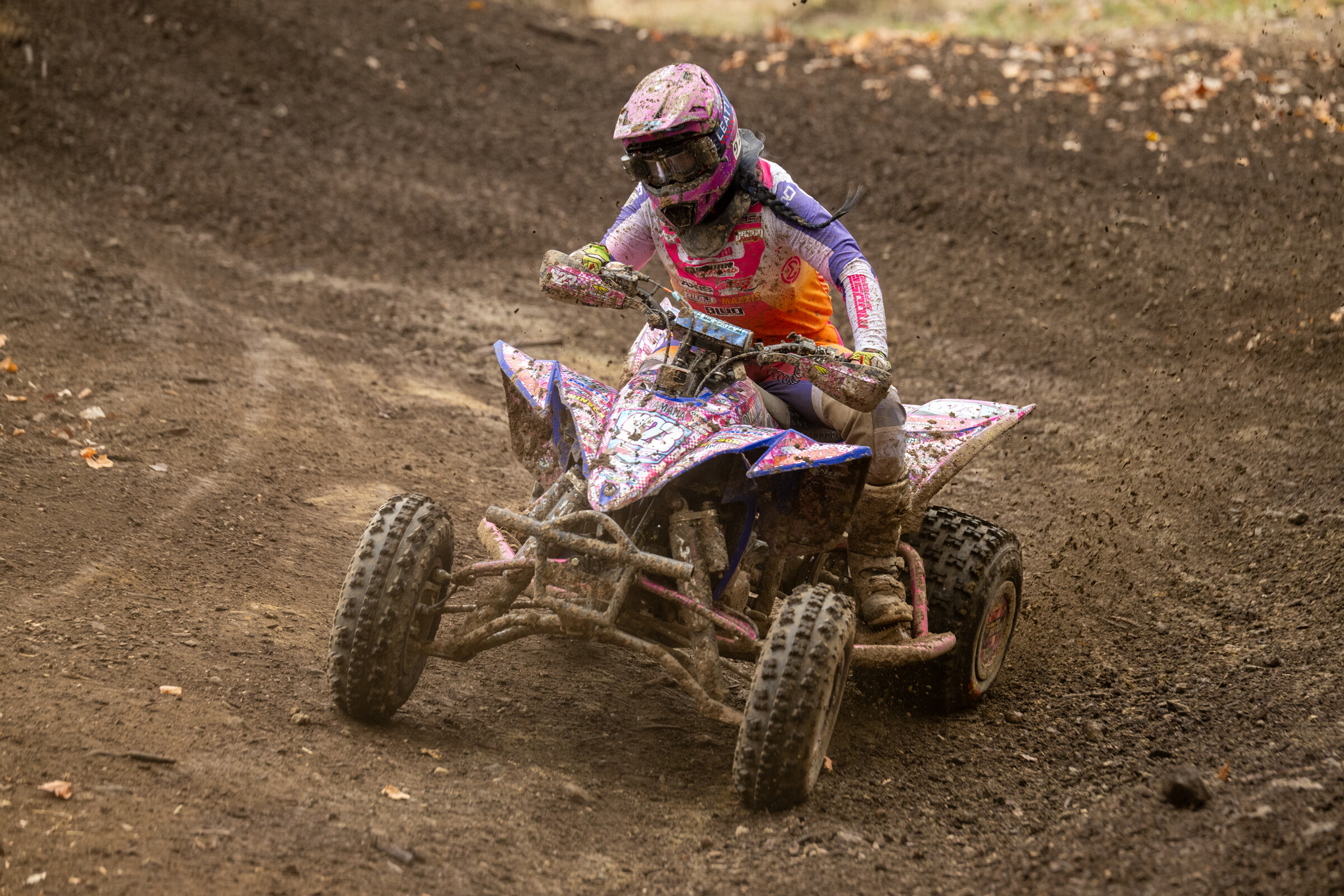 Chloe Harper continued to battle her way in the WXC class, earning the class win at Ironman to end the season.