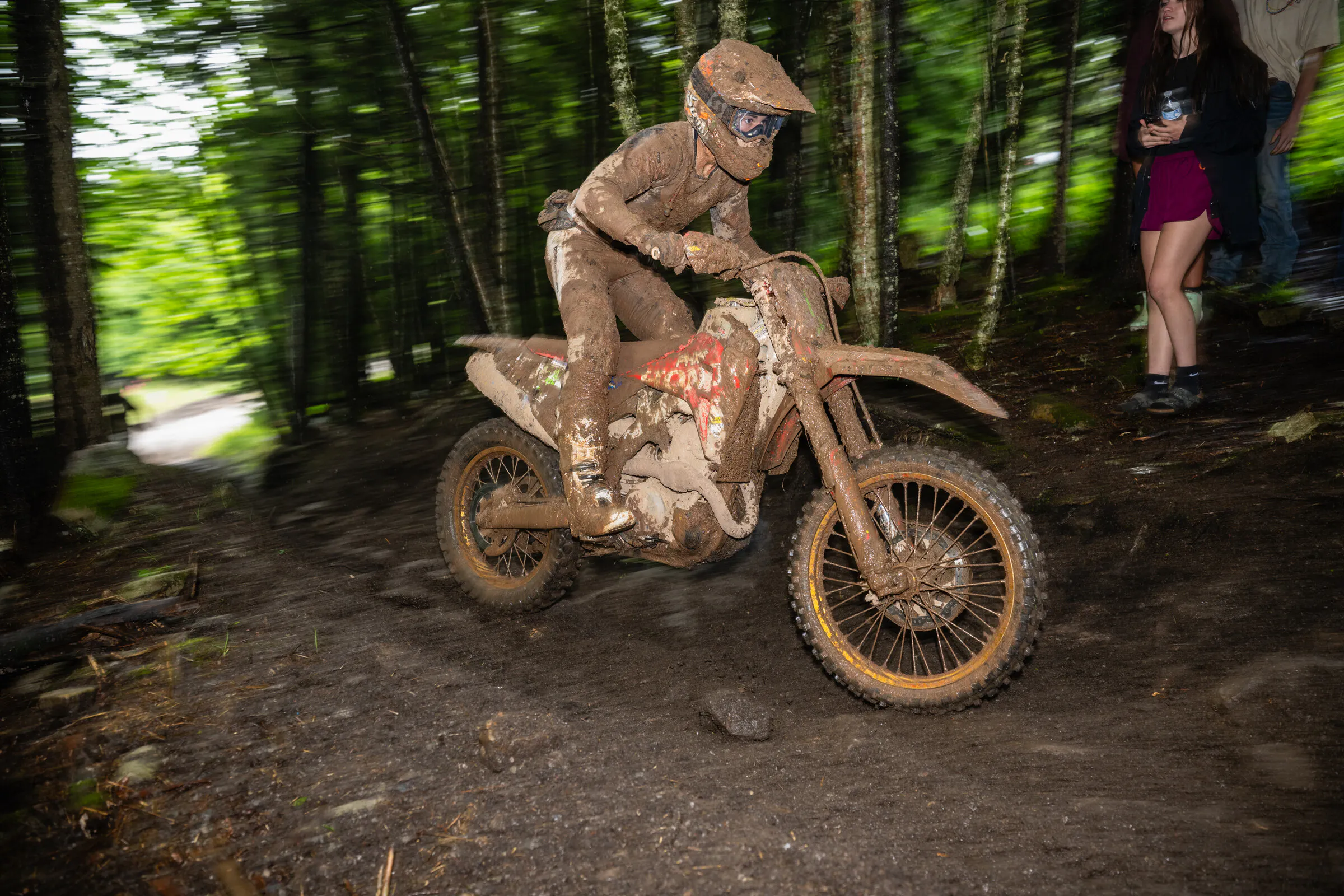 Angus Riordan (Phoenix Racing Honda) battled through to claim the XC2 250 Pro class win, and finish second overall in the race.