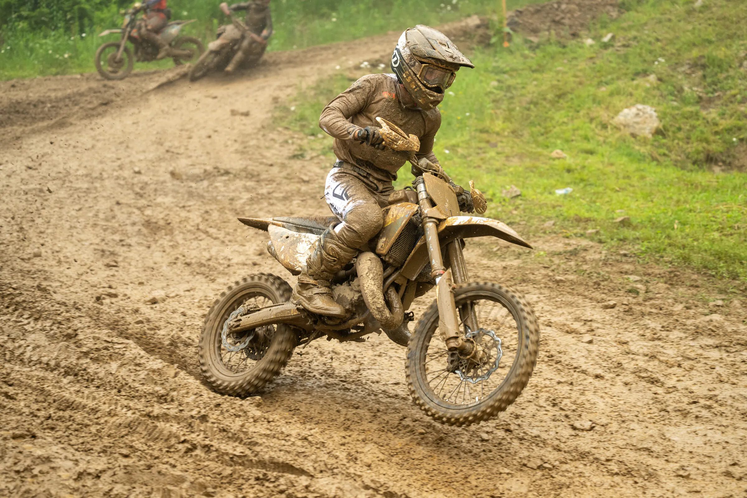 Ace Tokar took home the top spot in the Youth bike race on Sunday morning, and earned the YXC1 Super Mini Sr. class win at round 9.
